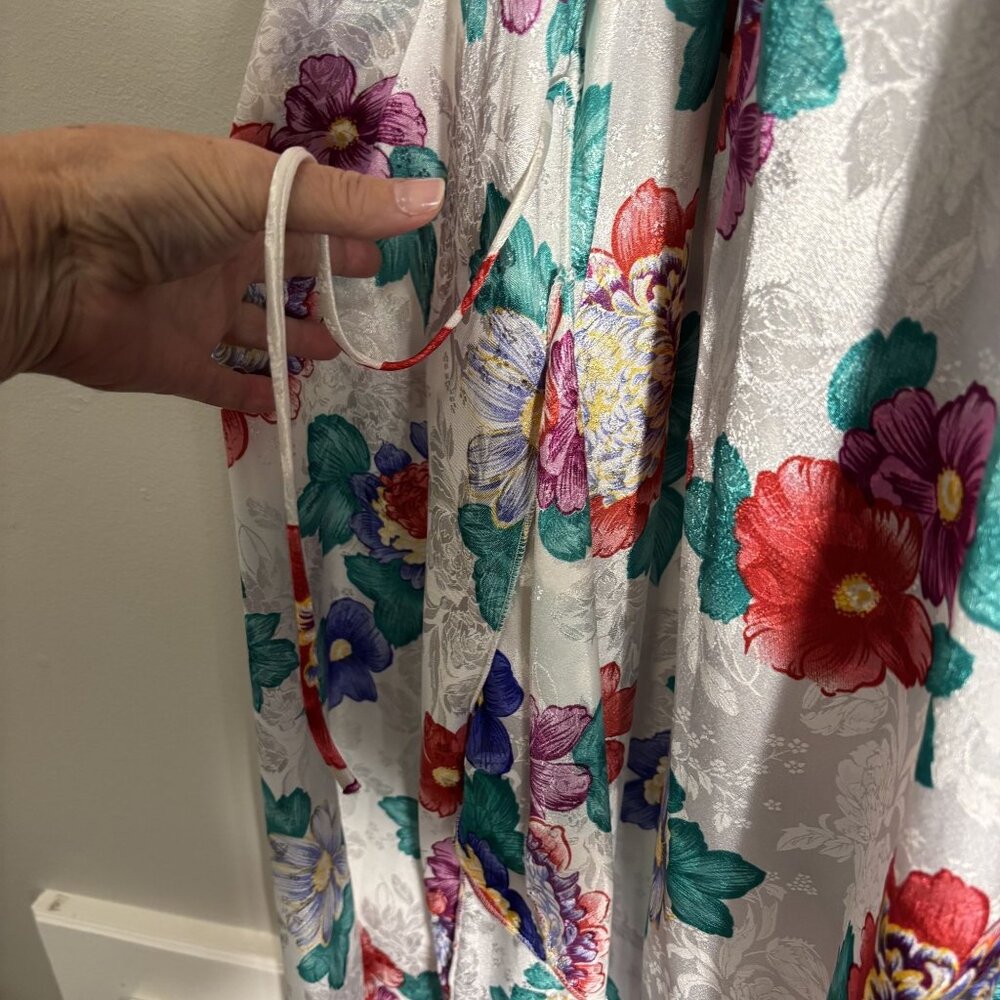 Mary McFadden For Neiman Marcus Vintage Floral Kimono Robe and Night Gown Set - Picture 6 of 16